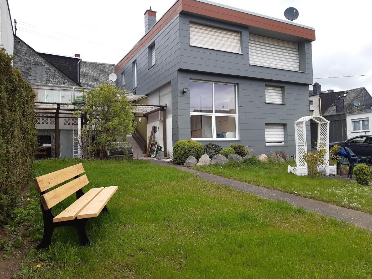 Ferienhaus Zum Hochstein 埃特灵恩 外观 照片