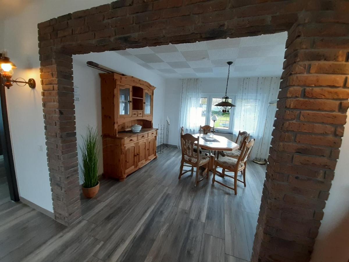 Ferienhaus Zum Hochstein 埃特灵恩 外观 照片